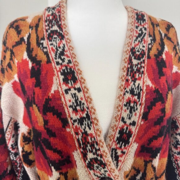 Farm Rio Winter Tapestry Knit Cardigan Size Large - Picture 5 of 8